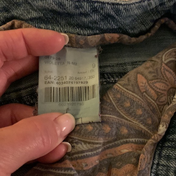 Rosner Jeans - Picture 5 of 5